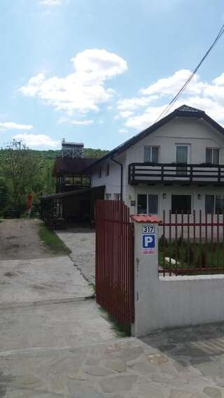 Фото Гостевой дом Casa Ghica г. Valea Sălciilor